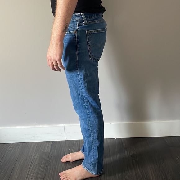 πLevi's Menβs Blue Denim Jeans - Size 36W 32L π - Picture 2 of 14